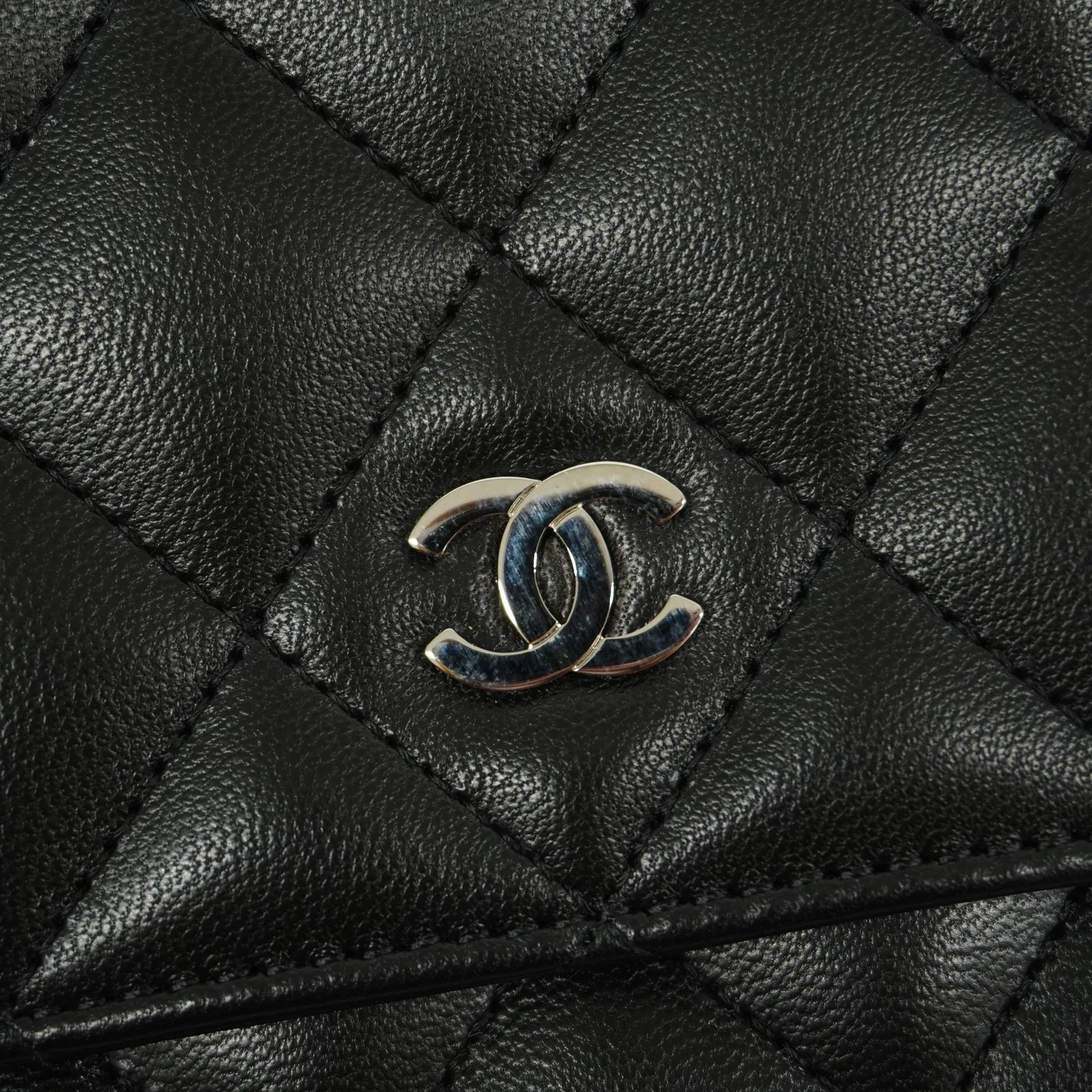 CHANELAuth  Matelasse Chain Shoulder Gold Hardware Women's Lambskin Black