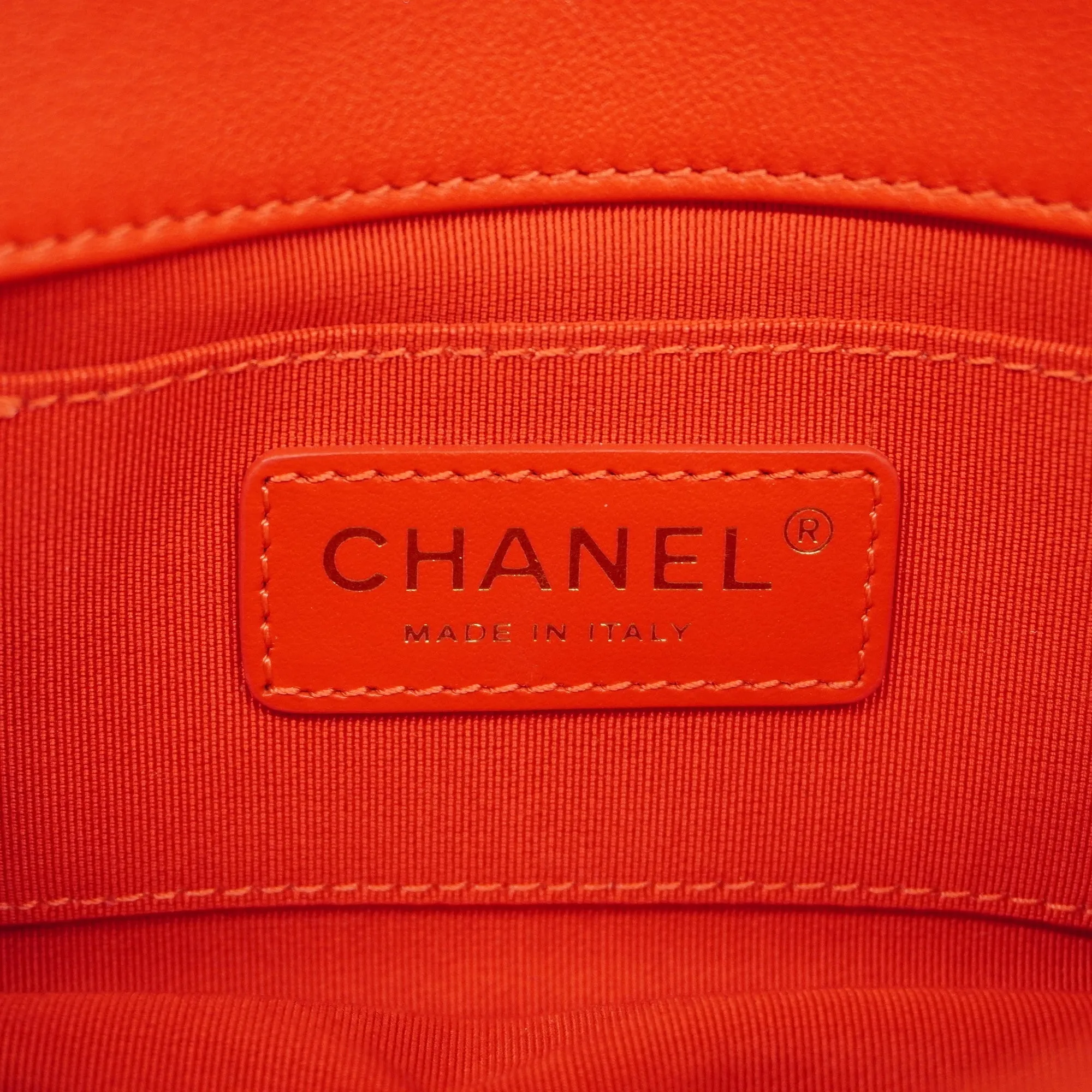 Chanelauth  Matelasse Chain Shoulder Women's Leather Shoulder Bag Red Color