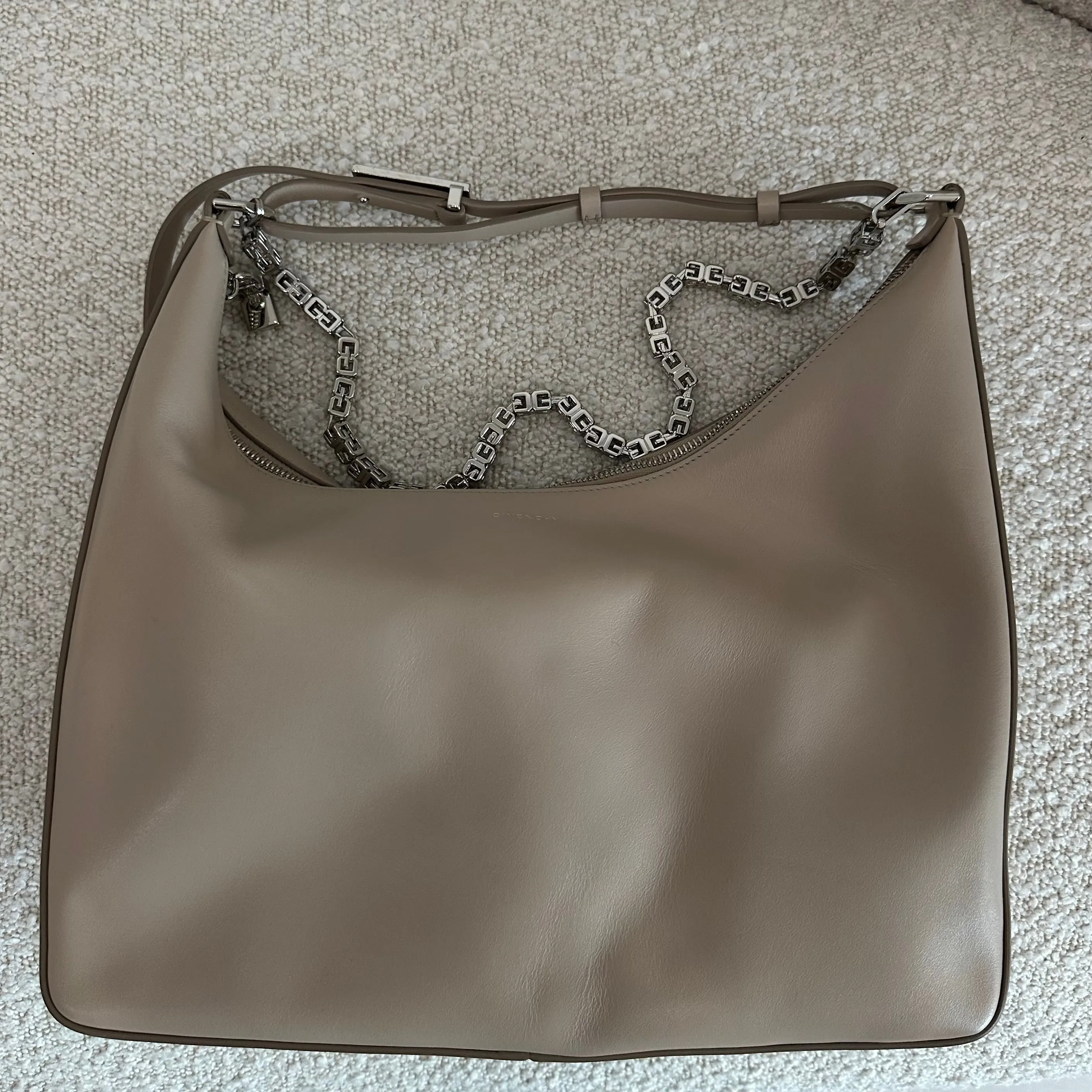 Givenchy Medium Moon Cut Out Leather Shoulder Bag With Chain