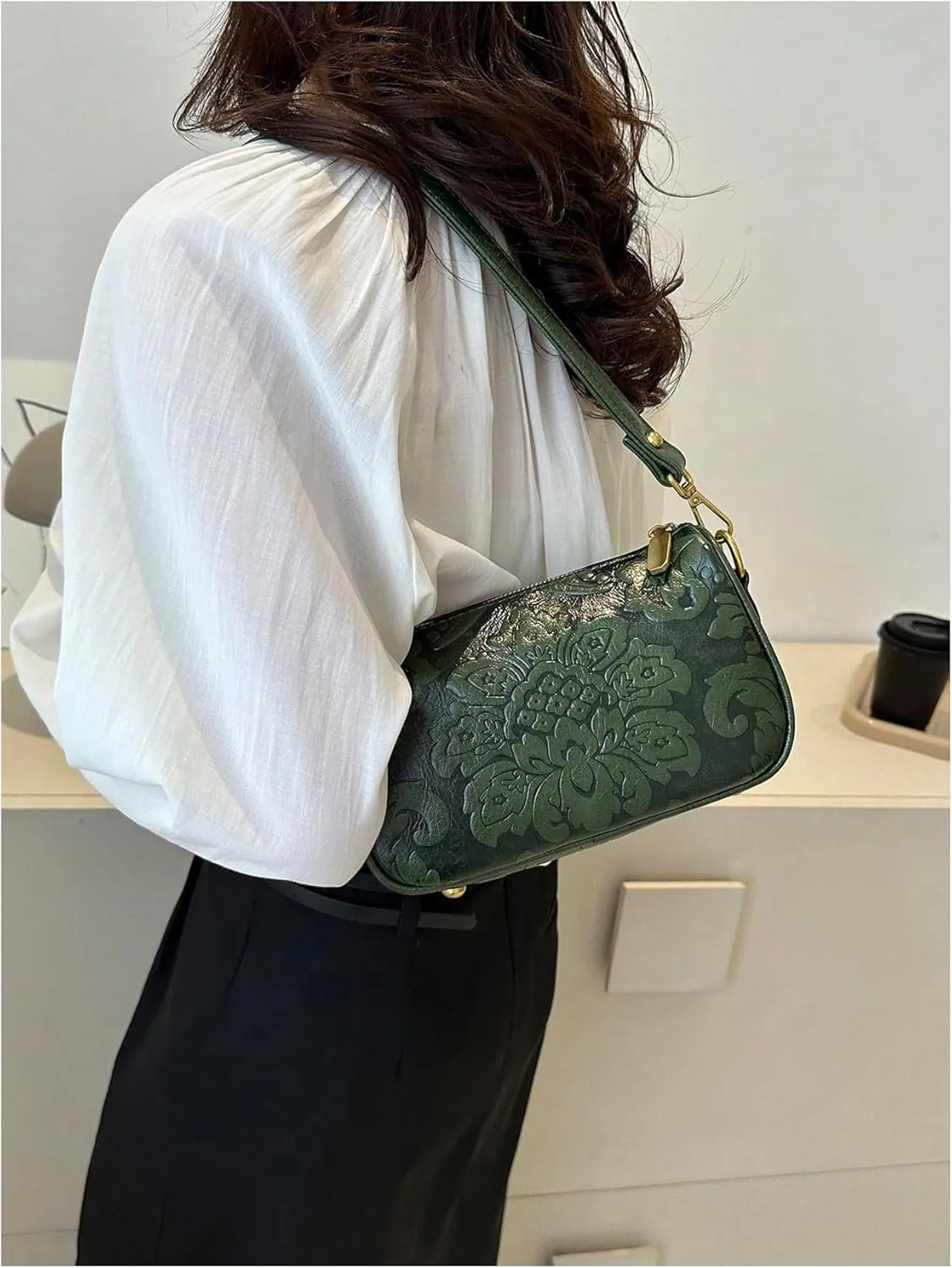 QWINEE Women's Western Purse Floral Shoulder Bag Zipper Leather Crossbody Bag Vintage Hobo Square Purse