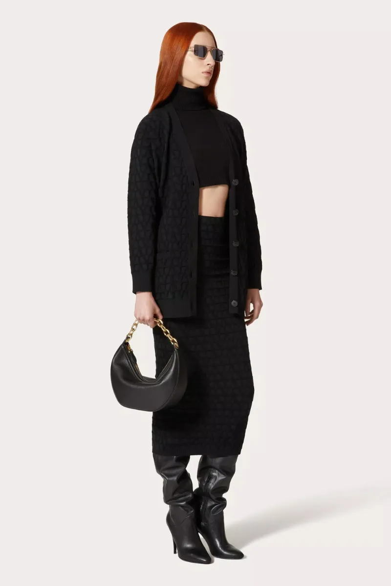 Small VLogo Moon Hobo